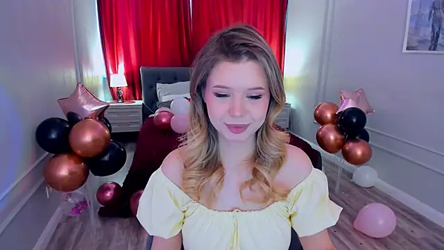 FollowLovee online show from March 22, 2026, 4:16 am