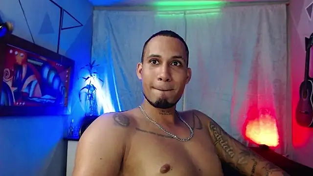 MagnusFrost online show from February 3, 2026, 2:53 am