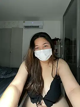 iamMalixxx online show from December 15, 2024, 1:00 pm