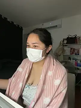 iamMalixxx online show from December 30, 2024, 6:05 pm