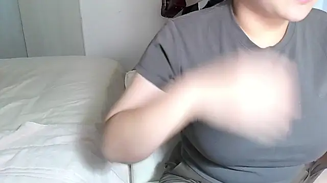 iamMalixxx online show from March 17, 2026, 11:13 am