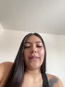 Latina vanessa online show from February 9, 2026, 3:27 pm