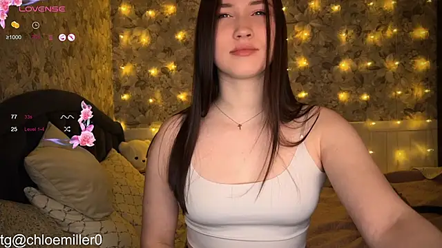 Snapshot of ChloeMillerMeow chatting on February 18, 2025, 2:16 pm ChloeMillerMeow online show from February 18, 2025, 2:16 pm