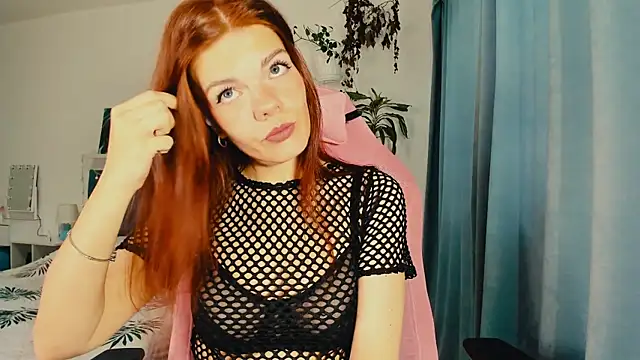 Snapshot of AlysaNightmoon chatting on November 3, 2025, 4:14 am AlysaNightmoon online show from November 3, 2025, 4:14 am