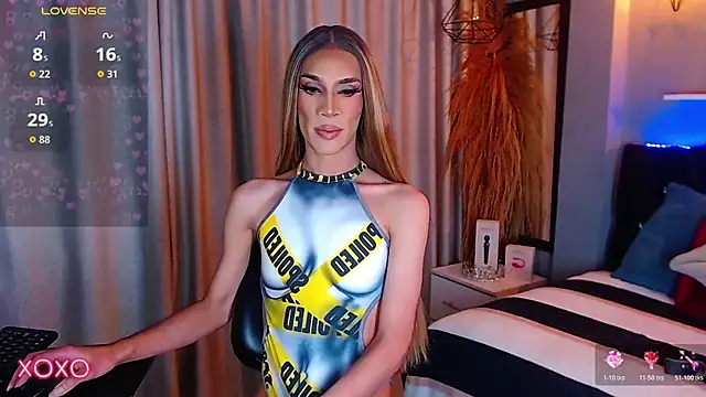 camila hootie online show from November 2, 2025, 7:27 pm