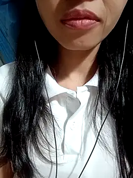 Snapshot of Hana_love20 chatting on September 22, 2025, 5:53 am Hana love20 online show from September 22, 2025, 5:53 am
