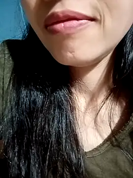 Snapshot of Hana_love20 chatting on October 1, 2025, 5:30 pm Hana love20 online show from October 1, 2025, 5:30 pm