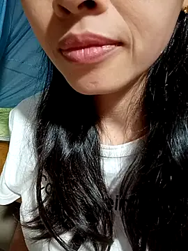 Snapshot of Hana_love20 chatting on October 2, 2025, 1:07 pm Hana love20 online show from October 2, 2025, 1:07 pm