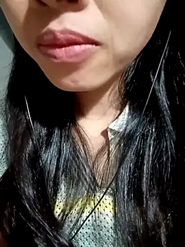 Snapshot of Hana_love20 chatting on October 16, 2025, 4:57 am Hana love20 online show from October 16, 2025, 4:57 am