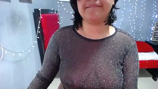 Sweettei online show from March 3, 2026, 11:16 am