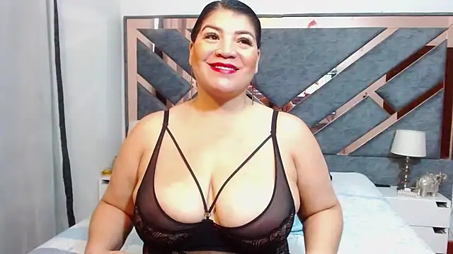 KarlaTesg online show from March 1, 2025, 12:01 pm