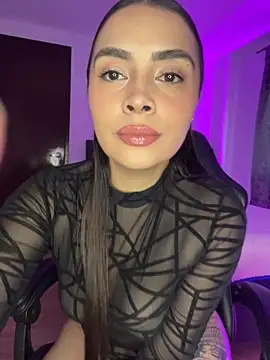 Snapshot of soy_paulina chatting on November 30, 2025, 8:13 pm soy paulina online show from November 30, 2025, 8:13 pm