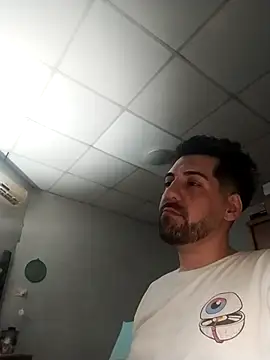 Snapshot of nicedick_bro chatting on October 24, 2025, 3:14 am nicedick bro online show from October 24, 2025, 3:14 am