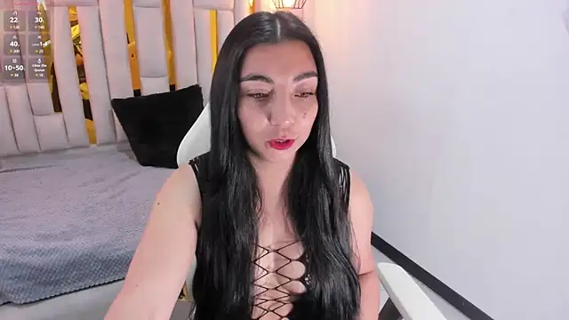 Karla hernandez  online show from January 8, 2025, 11:10 am