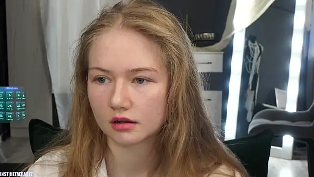 Alexandra Demore online show from June 6, 2026, 7:29 pm