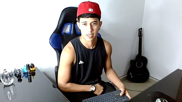 Juan da01 online show from December 13, 2024, 2:10 am