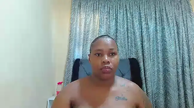 curvycloe1 online show from January 19, 2025, 5:15 am