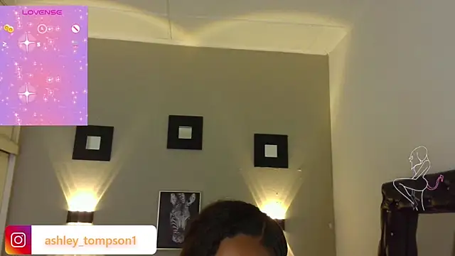 ashley Tompson1 online show from February 13, 2025, 6:48 pm