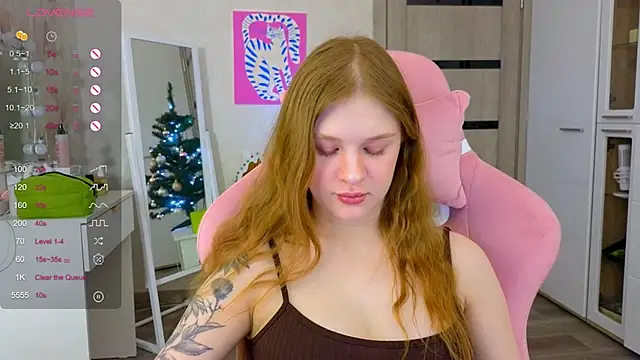 TrissMerigold9 online show from January 8, 2026, 9:06 pm