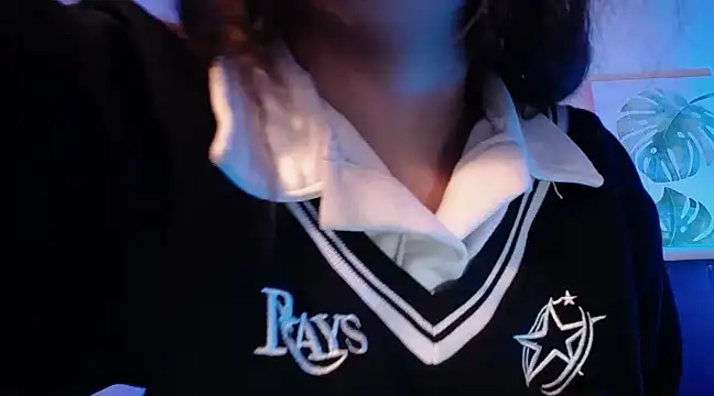 AnnaliOlsenX online show from February 12, 2025, 5:16 pm