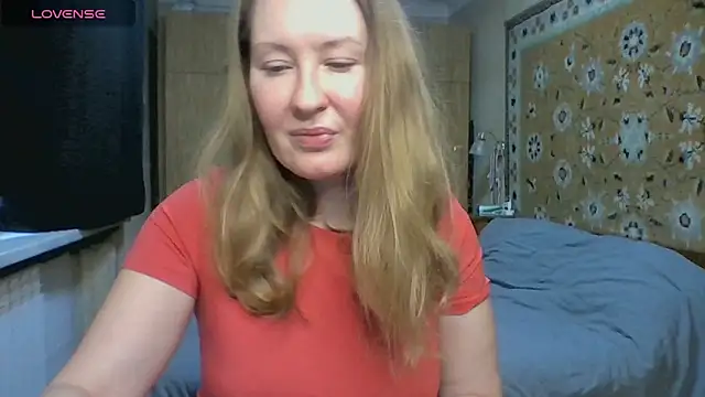 AnnaXLovers online show from March 7, 2026, 10:34 am