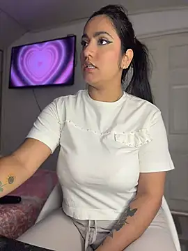 JazminTaylor online show from June 28, 2026, 4:46 pm