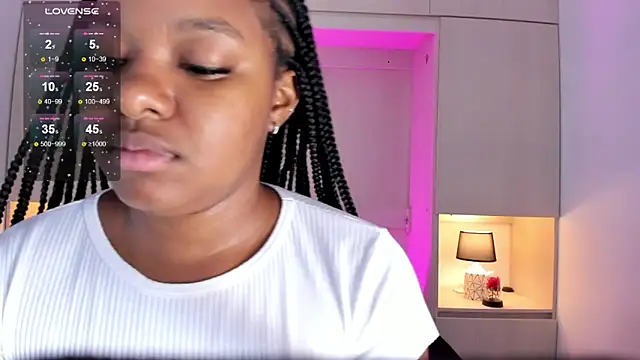 tamaraa smiith online show from February 8, 2025, 11:44 am