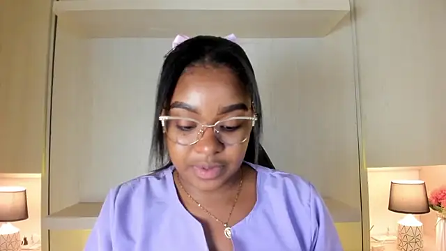 tamaraa smiith online show from November 25, 2025, 7:58 pm