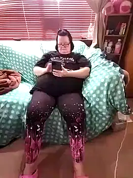 Bayou Woman68 online show from July 13, 2026, 7:49 pm