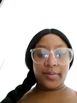 Adelehottman online show from October 6, 2025, 12:13 pm