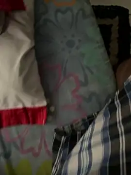 alanjoyoo online show from January 7, 2026, 4:04 am