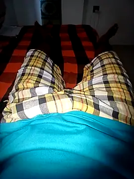 alanjoyoo online show from April 26, 2026, 10:13 am