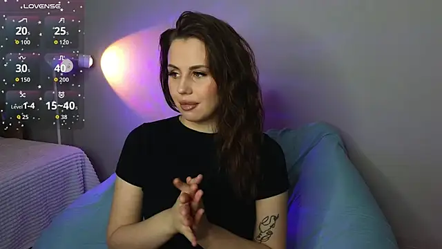 Aisha Riley online show from October 3, 2025, 1:30 pm