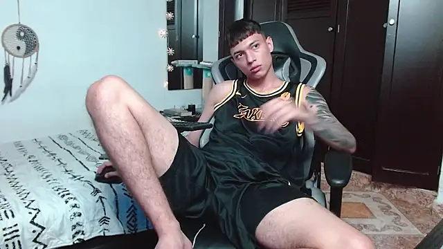 aaron blug online show from December 12, 2024, 11:14 pm