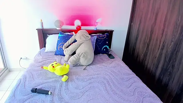 Snapshot of visaelX chatting on November 17, 2025, 2:23 pm visaelX online show from November 17, 2025, 2:23 pm