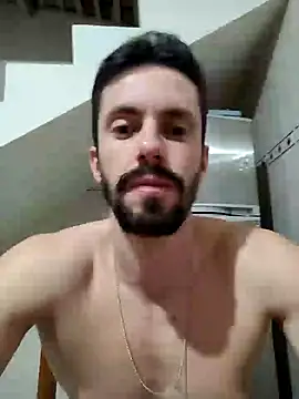 Snapshot of Diegosob8720 chatting on December 27, 2024, 1:22 am Diegosob8720 online show from December 27, 2024, 1:22 am