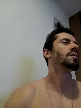 Snapshot of Diegosob8720 chatting on February 23, 2025, 9:26 pm Diegosob8720 online show from February 23, 2025, 9:26 pm