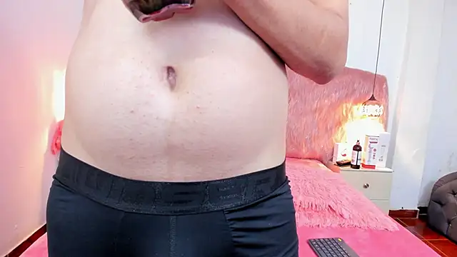 Derek and Skarlet online show from February 26, 2026, 10:03 am