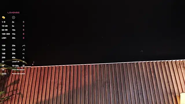 DilanJonnes  online show from October 15, 2025, 9:59 pm