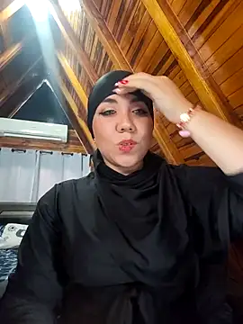 AmbarBurhan online show from January 6, 2026, 4:32 pm