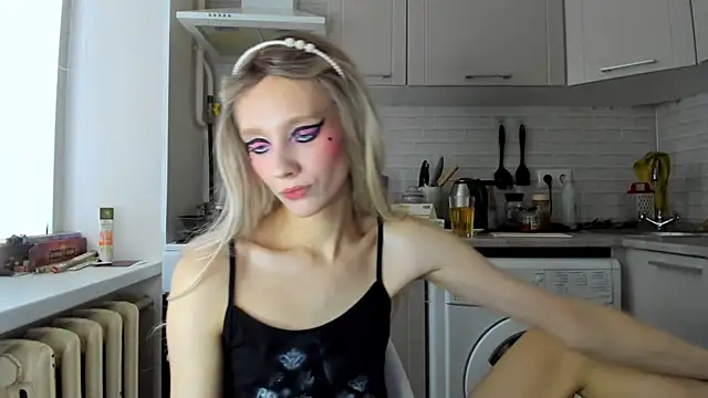 Snapshot of _Alice_Kitty chatting on January 15, 2025, 11:53 am Alice Kitty online show from January 15, 2025, 11:53 am