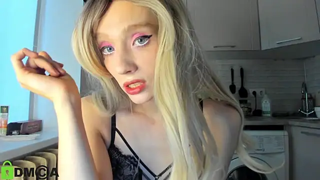 Snapshot of _Alice_Kitty chatting on January 28, 2025, 12:00 pm Alice Kitty online show from January 28, 2025, 12:00 pm
