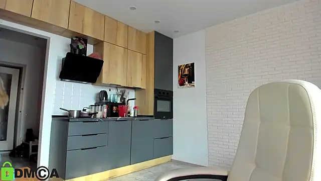  Alice Kitty online show from October 24, 2025, 8:33 am