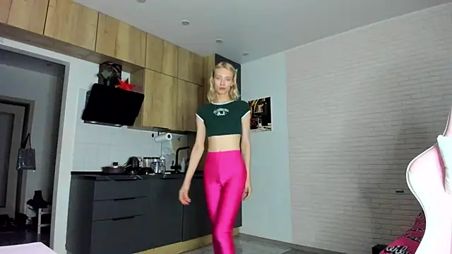  Alice Kitty online show from January 12, 2026, 4:45 pm