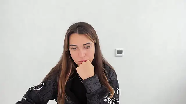 Snapshot of Summmmersky chatting on November 9, 2025, 12:14 pm Summmmersky online show from November 9, 2025, 12:14 pm