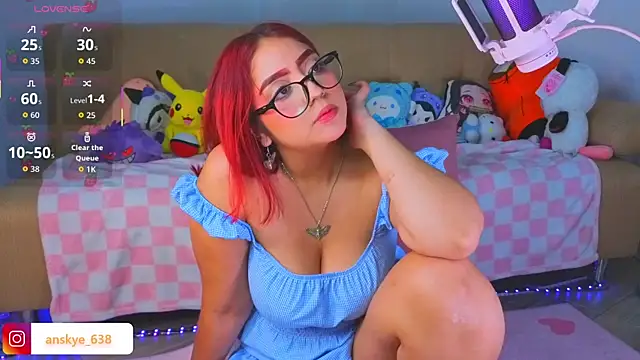 Snapshot of AnngelaSkye chatting on October 16, 2025, 4:57 am AnngelaSkye online show from October 16, 2025, 4:57 am