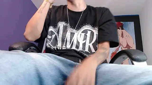 Snapshot of FrannBoy chatting on December 7, 2024, 7:21 pm FrannBoy online show from December 7, 2024, 7:21 pm