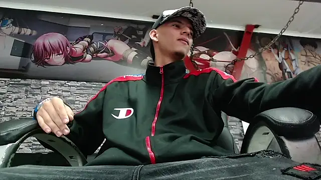 Snapshot of FrannBoy chatting on February 9, 2025, 12:06 am FrannBoy online show from February 9, 2025, 12:06 am