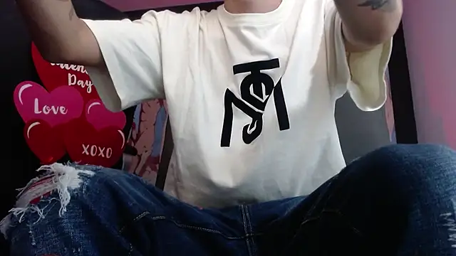 Snapshot of FrannBoy chatting on February 15, 2025, 3:09 am FrannBoy online show from February 15, 2025, 3:09 am