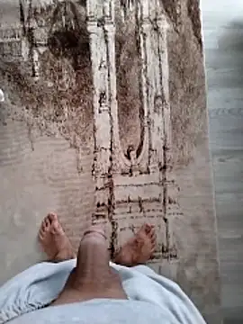 Snapshot of milf_hunter_35 chatting on April 14, 2026, 4:29 am milf hunter 35 online show from April 14, 2026, 4:29 am